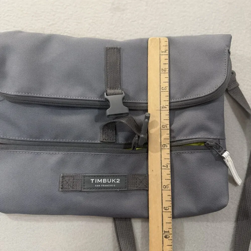 Timbuk2 bright green
